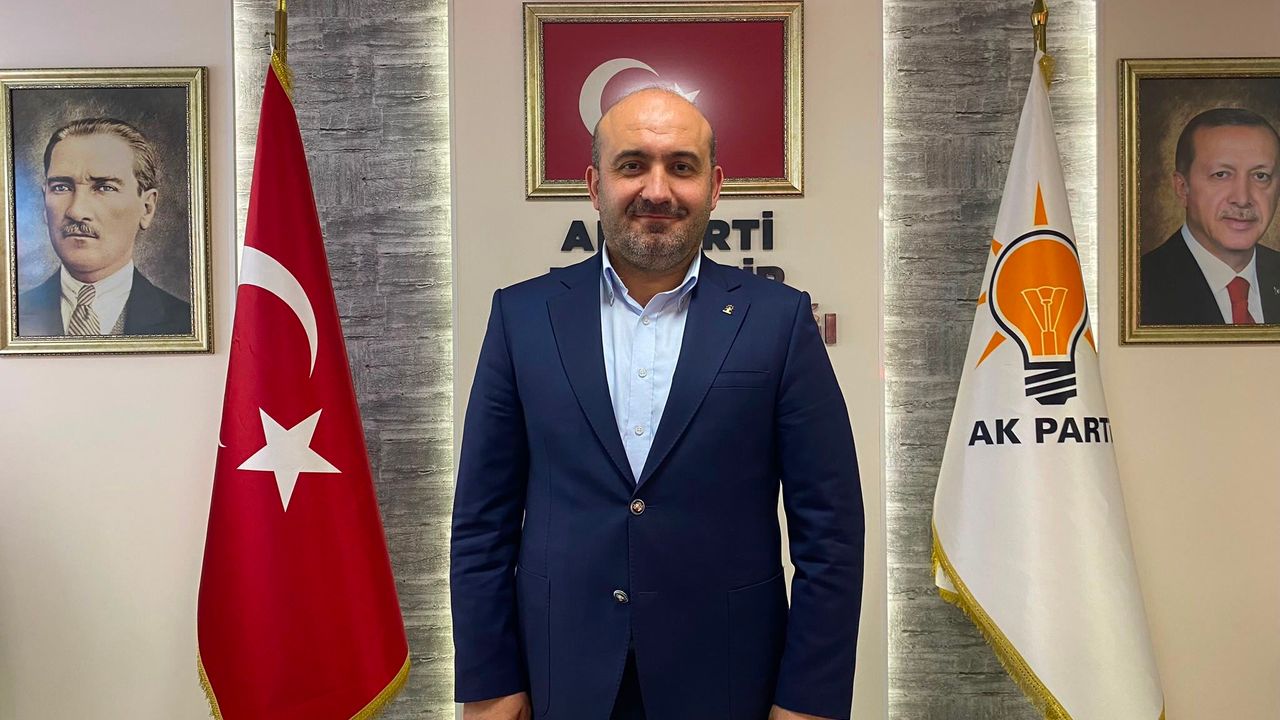 Gürhan Albayrak: "Mecliste Demokrasi Zedelendi"