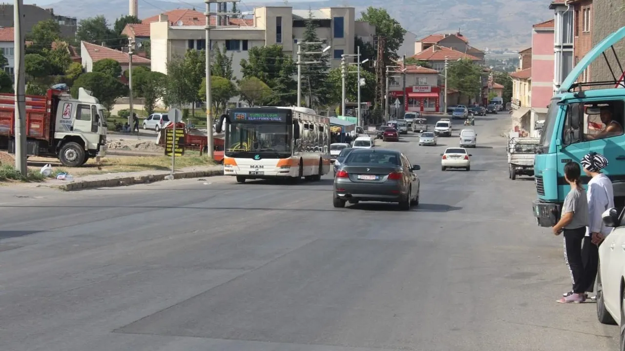Eskişehir'de Yetersiz Trafik Önlemleri Tehlikeye Sokuyor!