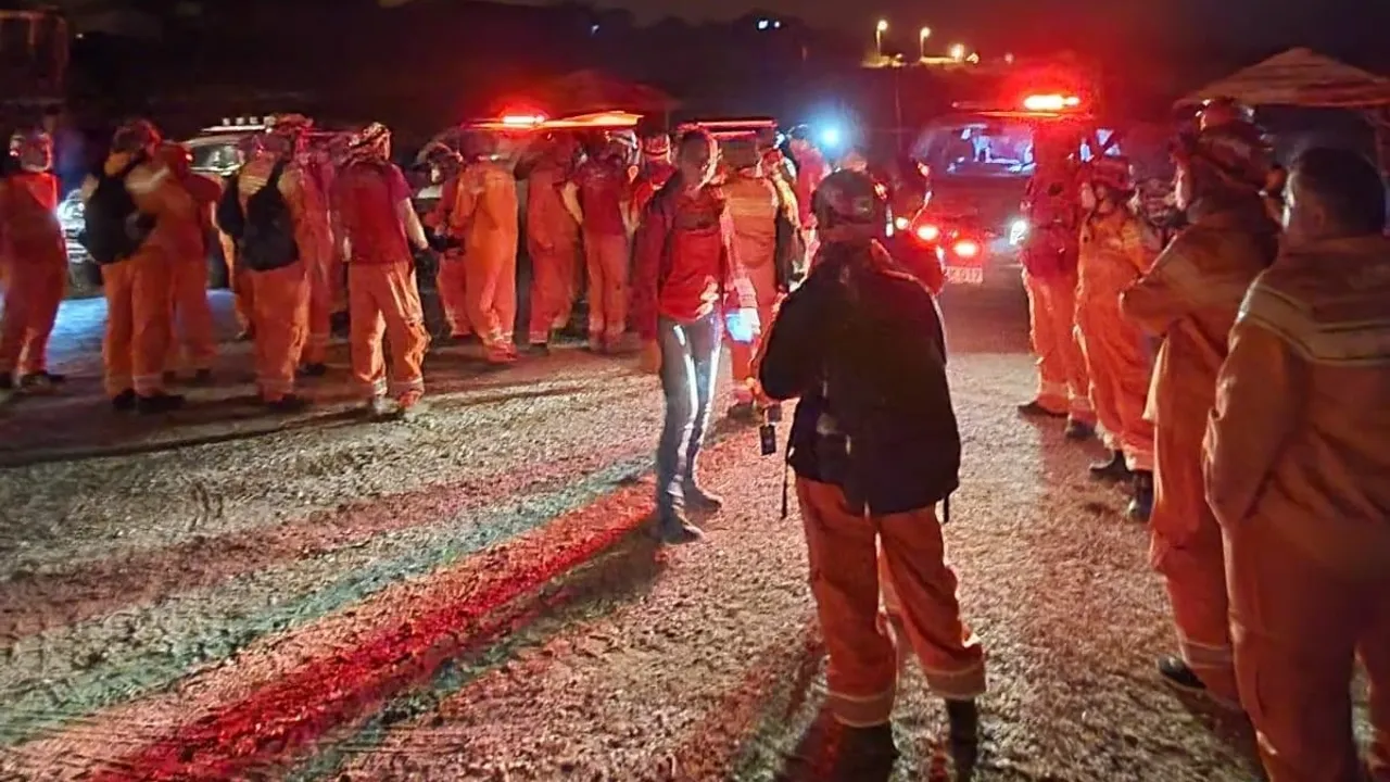 Dak da Eskişehir'de Yangına Müdahale Etti