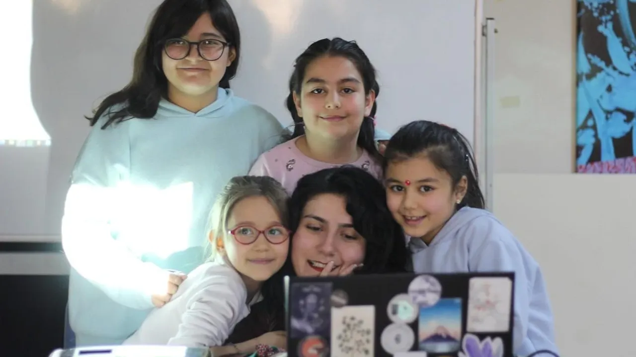 Eskişehir'de Devrialem Çizer Atölyesi Gerçekleştirildi