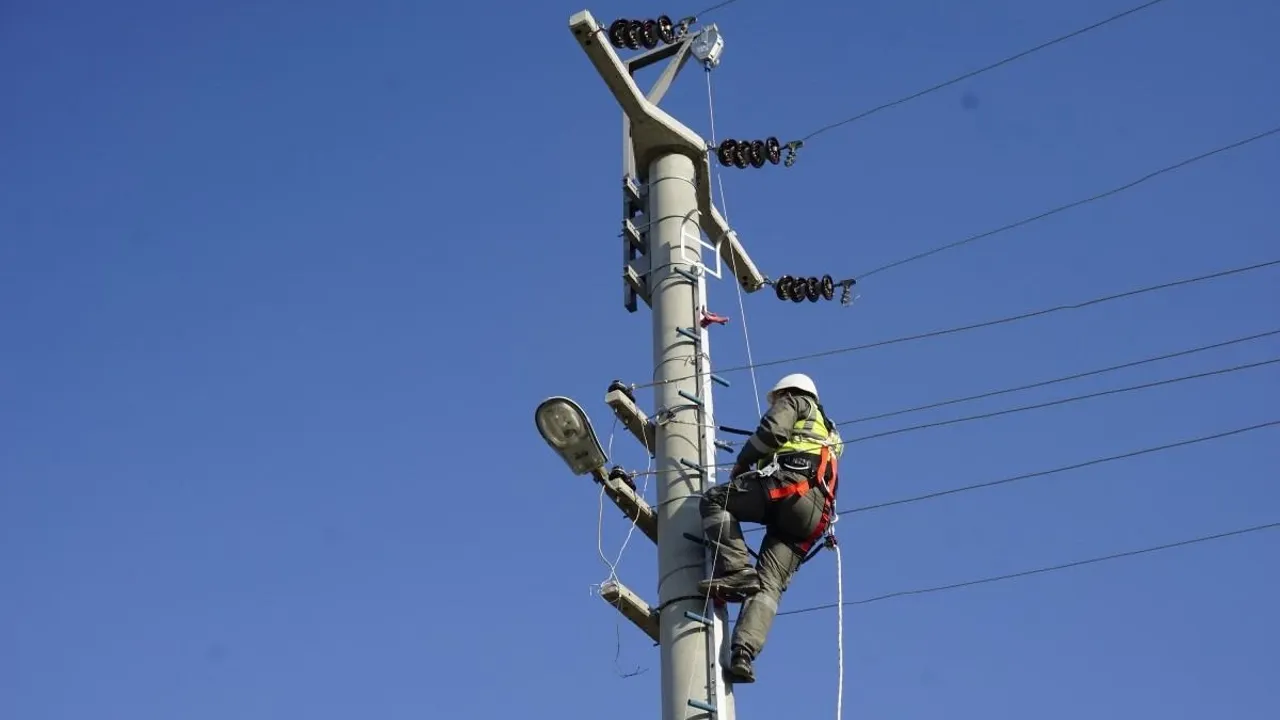 Eskişehir'de Elektrik Kesintileri Azaldı!