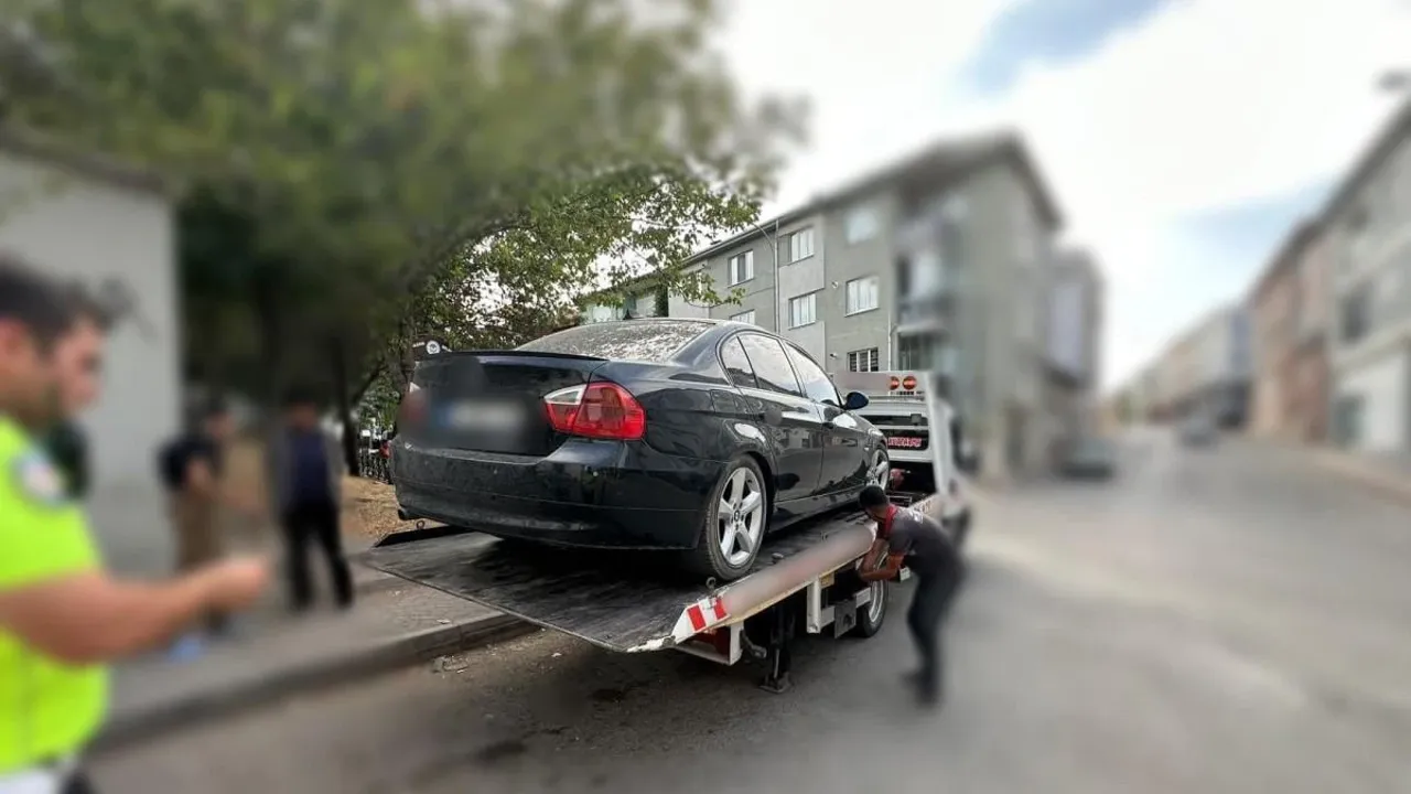 Eskişehir'de Drift Yapan Araç Sürücüsüne Yüklü Ceza!