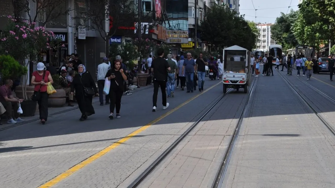 Eskişehir'de O Alanlarda Kalabalık Yaşanıyor!