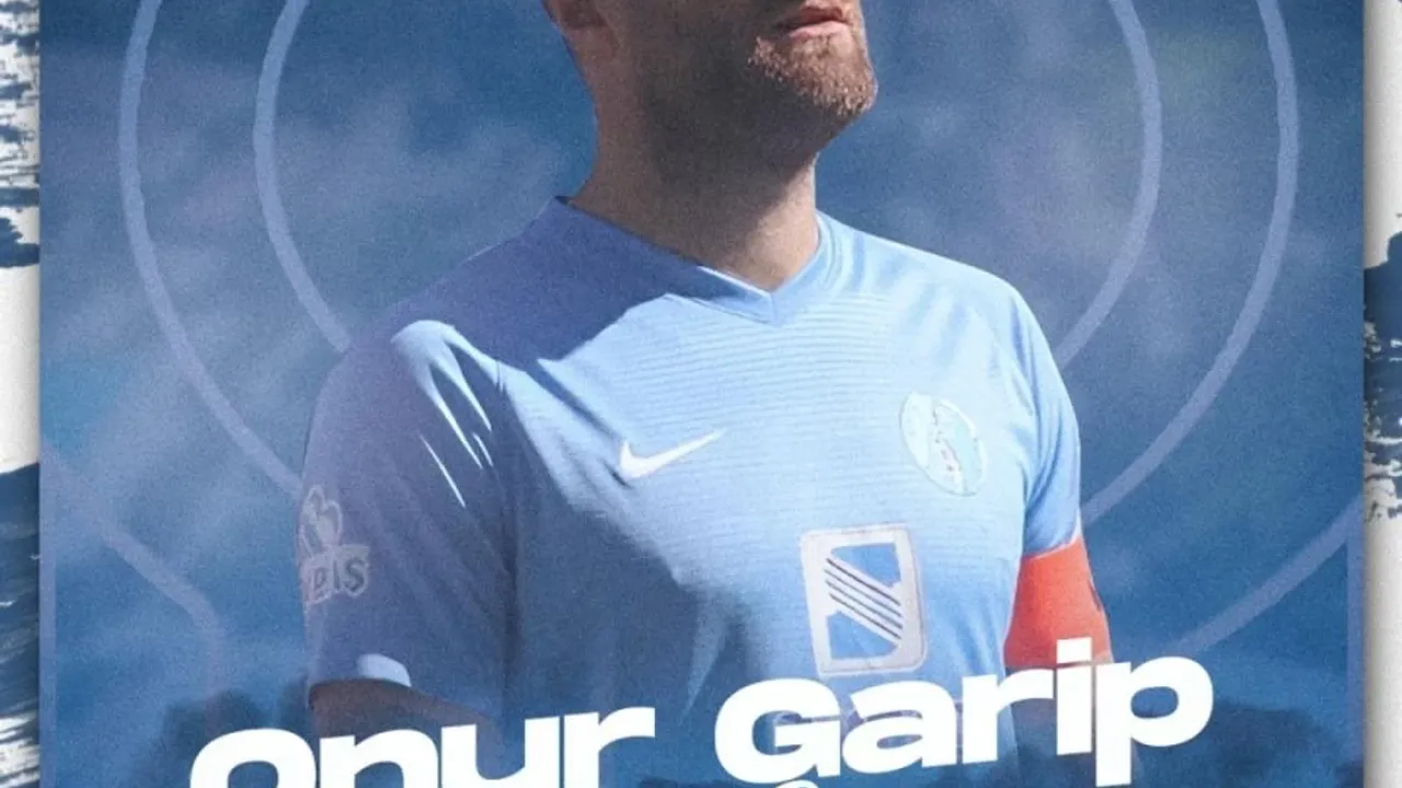 Eskişehir Anadolu Üniversitesi’ne Kaleci ve Forvet Transferi