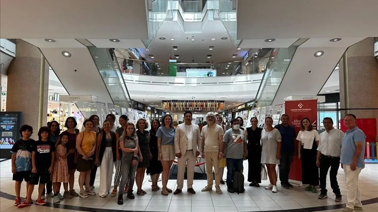 ESTÜ Mimarlık ve Tasarım Fakültesi İçmimarlık Öğrencileri Yıl Sonu Sergilerini Yaptı