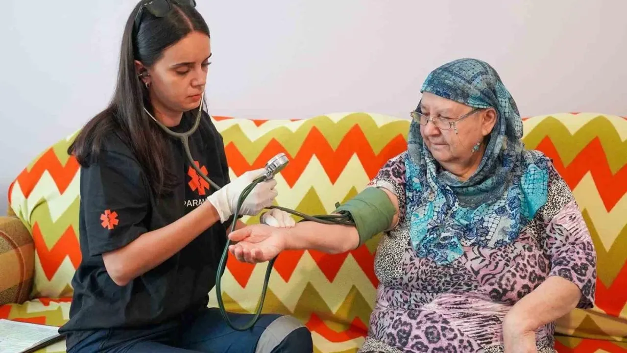 TEBEV, İhtiyaç Sahiplerine Evde Sağlık ve Bakım Hizmeti Sunuyor