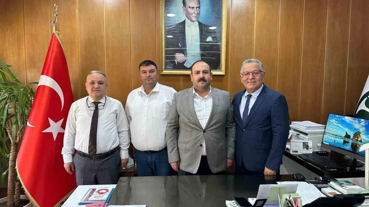 İnönü Belediye Başkanı ve AK Parti İlçe Başkanı, Eskişehir Şeker Fabrikası’nı Ziyaret Etti