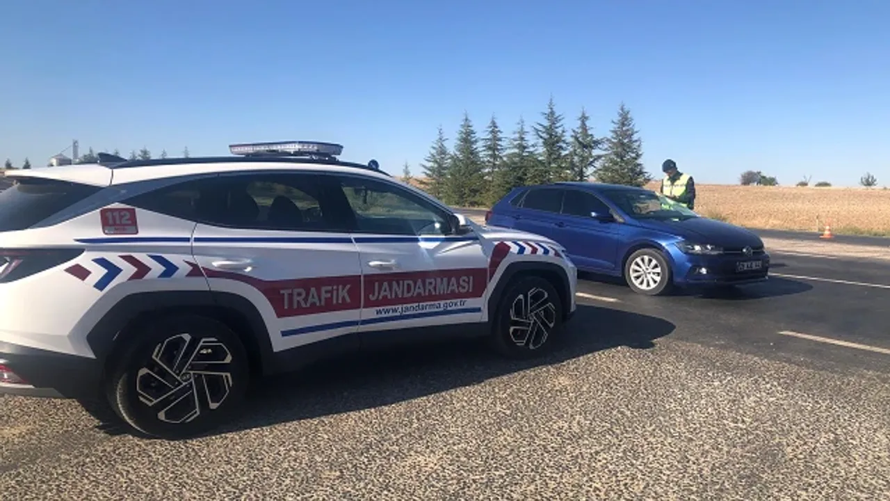 Jandarma sorumluluk bölgesinde 10 ay içerisinde 4 ölümlü ve 182 yaralanmalı trafik kazası oldu