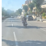 Eskişehir’de Motosikletlinin Tehlikeli Yolculuğu Kamerada