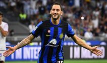 Hakan Çalhanoğlu Süper Lig'e Dünya Kupası sonrası imzayı atıyor...