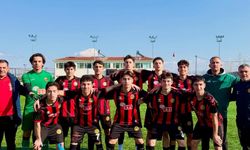 Genç şimşekler İnegöl’de zirve için sahaya çıkıyor: Kritik deplasmanda çifte randevu!