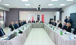 Vali Yılmaz, İŞKUR Personeline Teşekkür Belgelerini Verdi