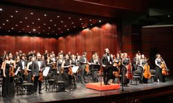 Senfoni Orkestrası'ndan 6 Şubat Depremi Anısına Konser