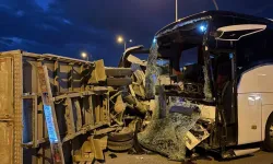 Kayseri'de Korkunç Kaza: Yolcu Otobüsü ile Kamyonet Çarpıştı, 5 Kişi Yaralandı!
