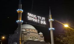 Eskişehir'de minareler mahyalarla aydınlandı