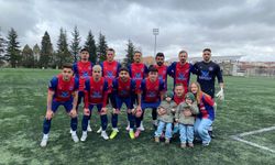 🏆 Eskişehir’de Şampiyonluk Alkışlarla Taçlandı: Demirspor Bölgesel Amatör Lig’de!