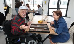 Koca Çınarlar Tavla Turnuvasında Keyifli Anlar Yaşadı