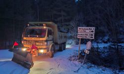 Mihalıççık’ta Karla Mücadele Çalışmaları Sürüyor