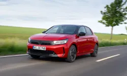 Opel'den hibrit atağı: Yeni Corsa ve Mokka 48V teknolojisiyle Türkiye’de!
