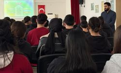 Seyitgazi’de Gençlere Manevi Değerler Eğitimi Verildi