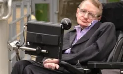 Stephen Hawking Neden Engelli Oldu?