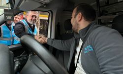 Bakan Yumaklı, Eskişehir’de Vatandaşlara Pide Dağıttı