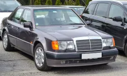 Otomobil Tarihinin Sarsılmaz Kalesi: W124 Efsanesi!