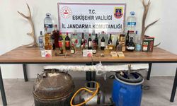 87 Litre Kaçak Alkol Ele Geçirildi