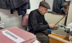 93 Yaşındaki Arzuhalci: “Yuvalar Yıkılmasın”