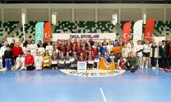 İşitme Engelliler Badminton Türkiye Şampiyonası’nda Başarı
