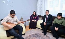 Eskişehir Valisi Yılmaz Aile Ziyaretlerini Sürdürüyor