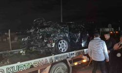 Eskişehir'de Kurtarıcı Üzerindeki Otomobil Alev Aldı