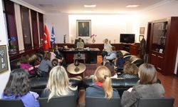 Hukukçu Kadınlar Eskişehir’de Başkan Ünlüce ile Buluştu