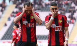 Jakob Çoştu, Eskişehirspor İlk Yarıyı Önde Tamamladı, İşte Skor!