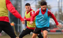 Kırmızı Şimşekler Pazar Gününe Kilitlendi