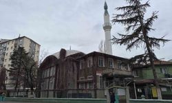 Ramazan’da Camiye Girip Sadaka Parasını Çaldılar