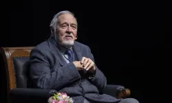 Tarihçi İlber Ortaylı Hayatını Kaybetti