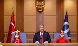 Anadolu Üniversitesi’nde 23 Nisan Coşkuyla Kutlandı