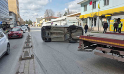 Arabası Yan Yattı, Şans Eseri Yara Almadı