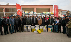 Eskişehir’de 92 Üreticiye Ayçiçeği Tohumu Desteği