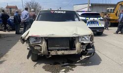 Eskişehir’de Korkutan Kaza: İki Araç Çarpıştı