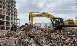 Eskişehir’de Metruk Yapı Kontrollü Yıkıldı