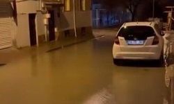 Eskişehir’de Sokaklar Yağmurla Doldu