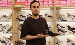 Eskişehir’de Vitrinler Yazlık Ayakkabıyla Doldu