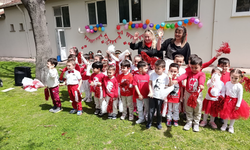 ESMEK'te 23 Nisan Coşkusu Renkli Görüntülere Sahne Oldu