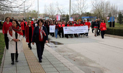 ESOGÜ’de Otizm İçin Farkındalık Yürüyüşü