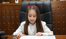 Odunpazarı’nda Başkanlık Koltuğu Melis’e Emanet