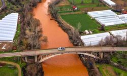 Sağanak Sonrası Sakarya Nehri Kahverengiye Döndü