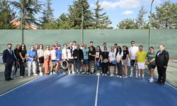 Anadolu Üniversitesi'nde pickleball eğitimi yoğun ilgi gördü