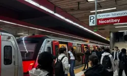 Ankara metro seferleri durduruldu mu, neden durduruldu? Ankara metro SON DAKİKA! Ankara metro intihar mı oldu?